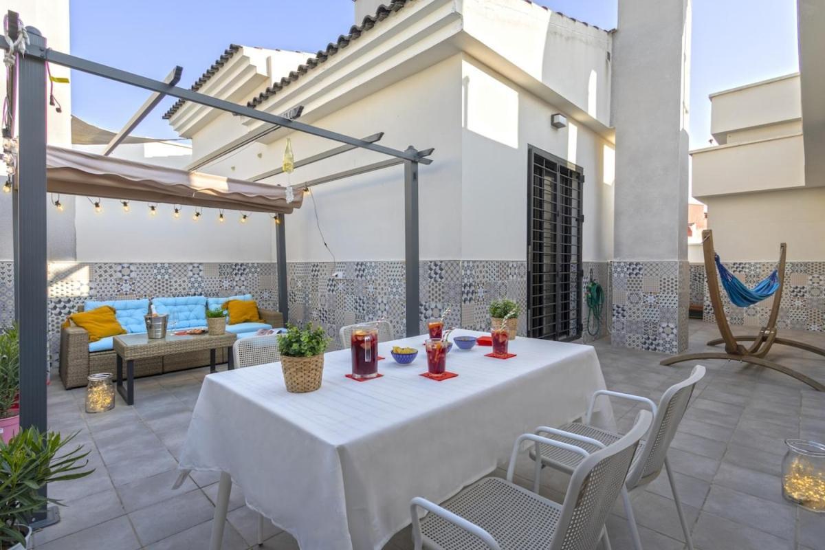 -Malagasunapts- Privateterrace Freeparking Pool Kültér fotó