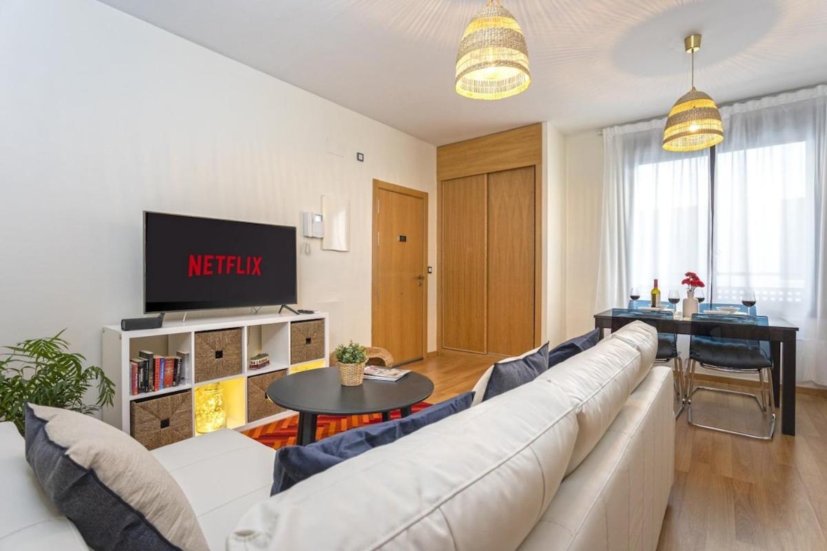 -Malagasunapts- Privateterrace Freeparking Pool Kültér fotó