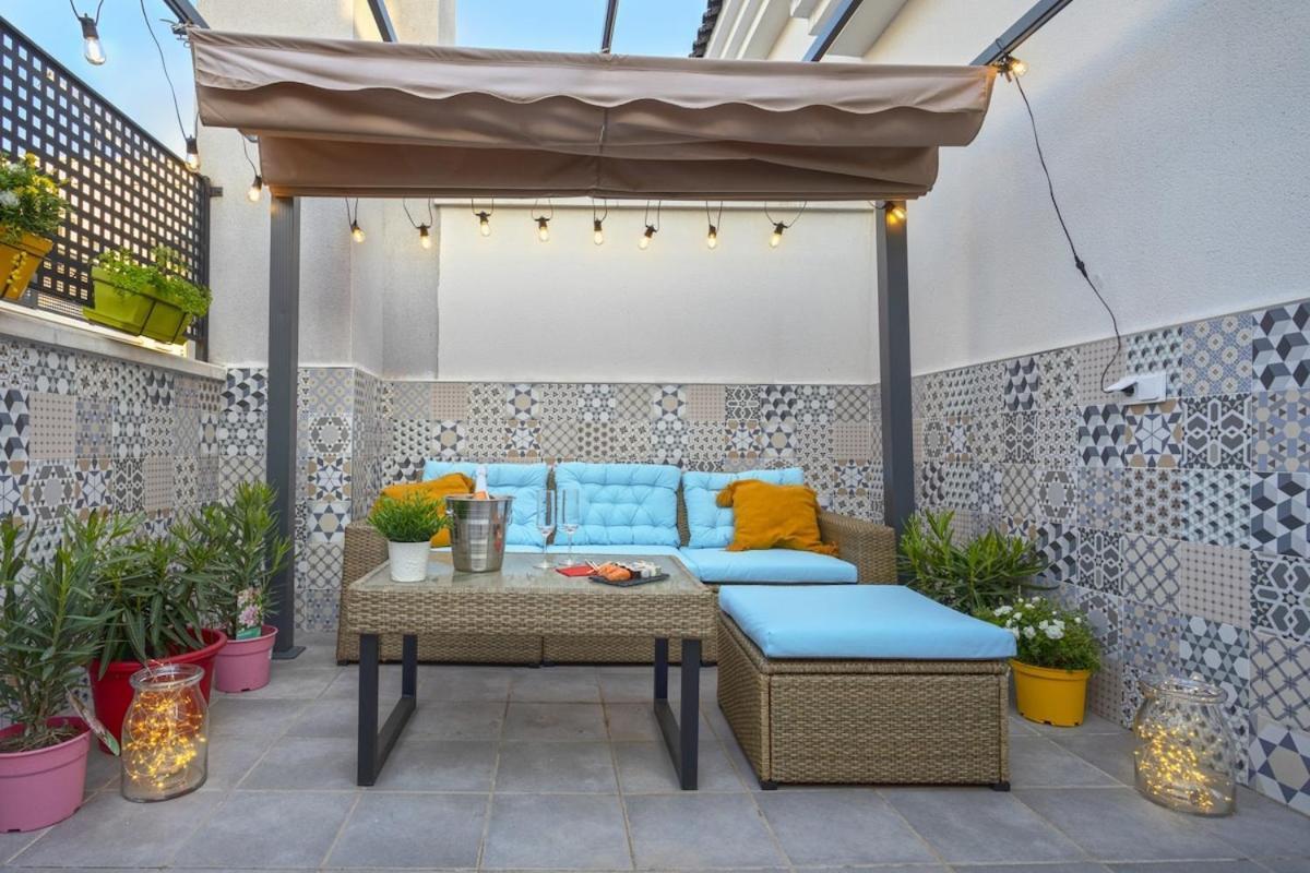 -Malagasunapts- Privateterrace Freeparking Pool Kültér fotó